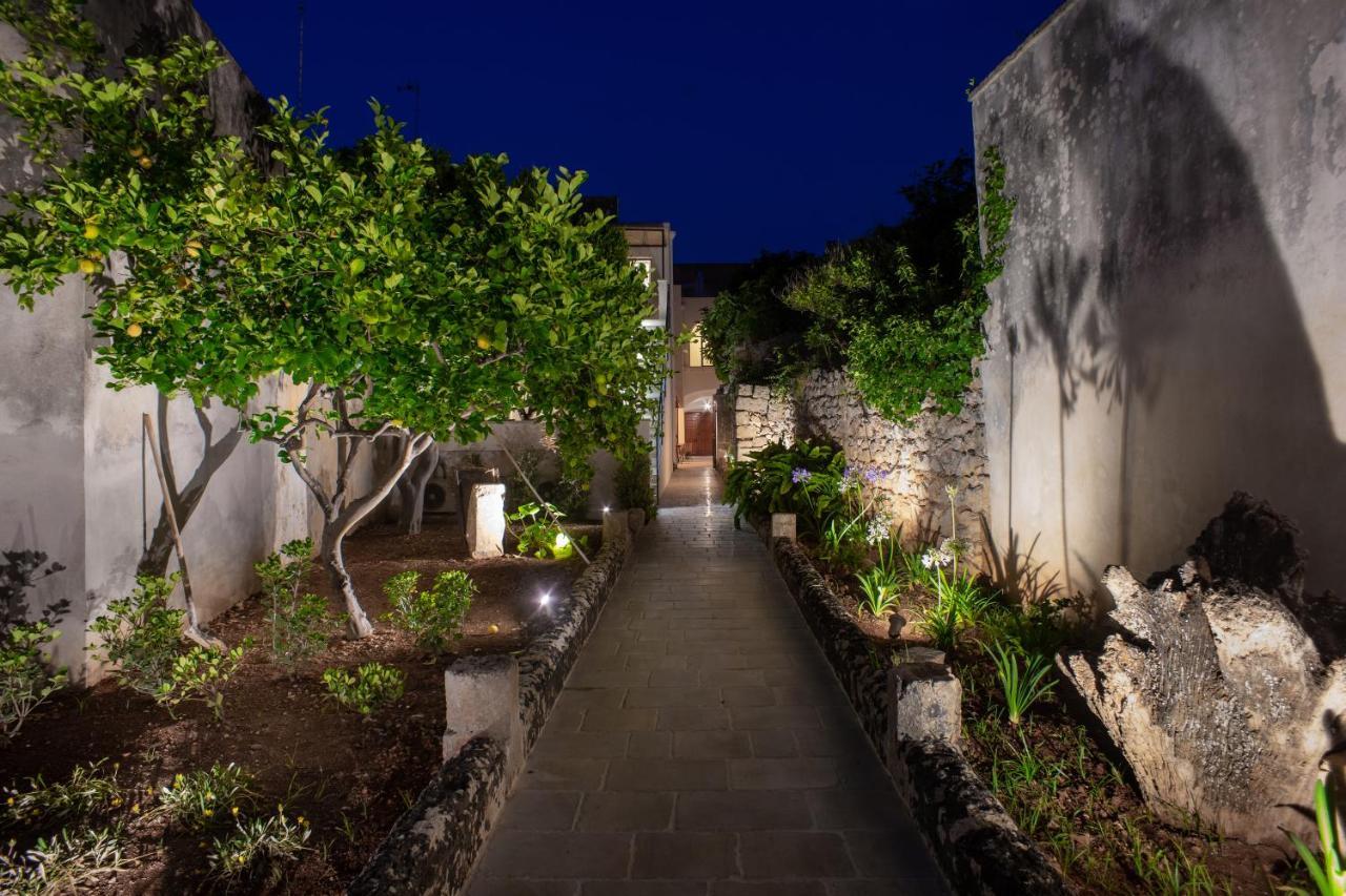 Palazzo Frangipane Bed & Breakfast Salve Ngoại thất bức ảnh